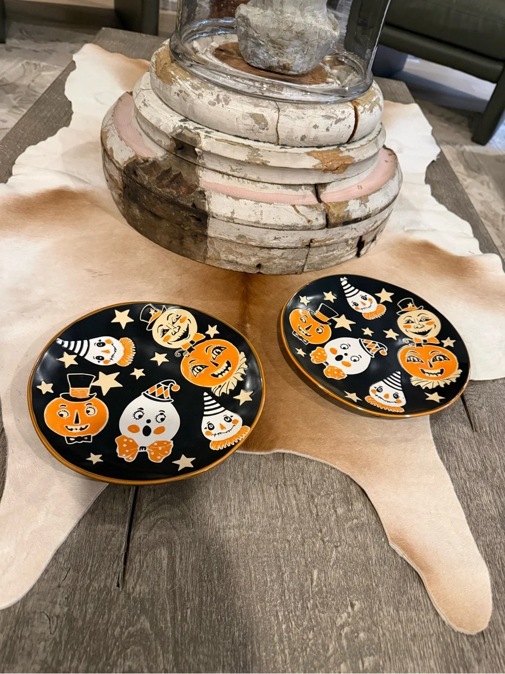 Brand NWT Halloween Handmade Ceramic Decorative Plates - Black Orange (Set of 2)